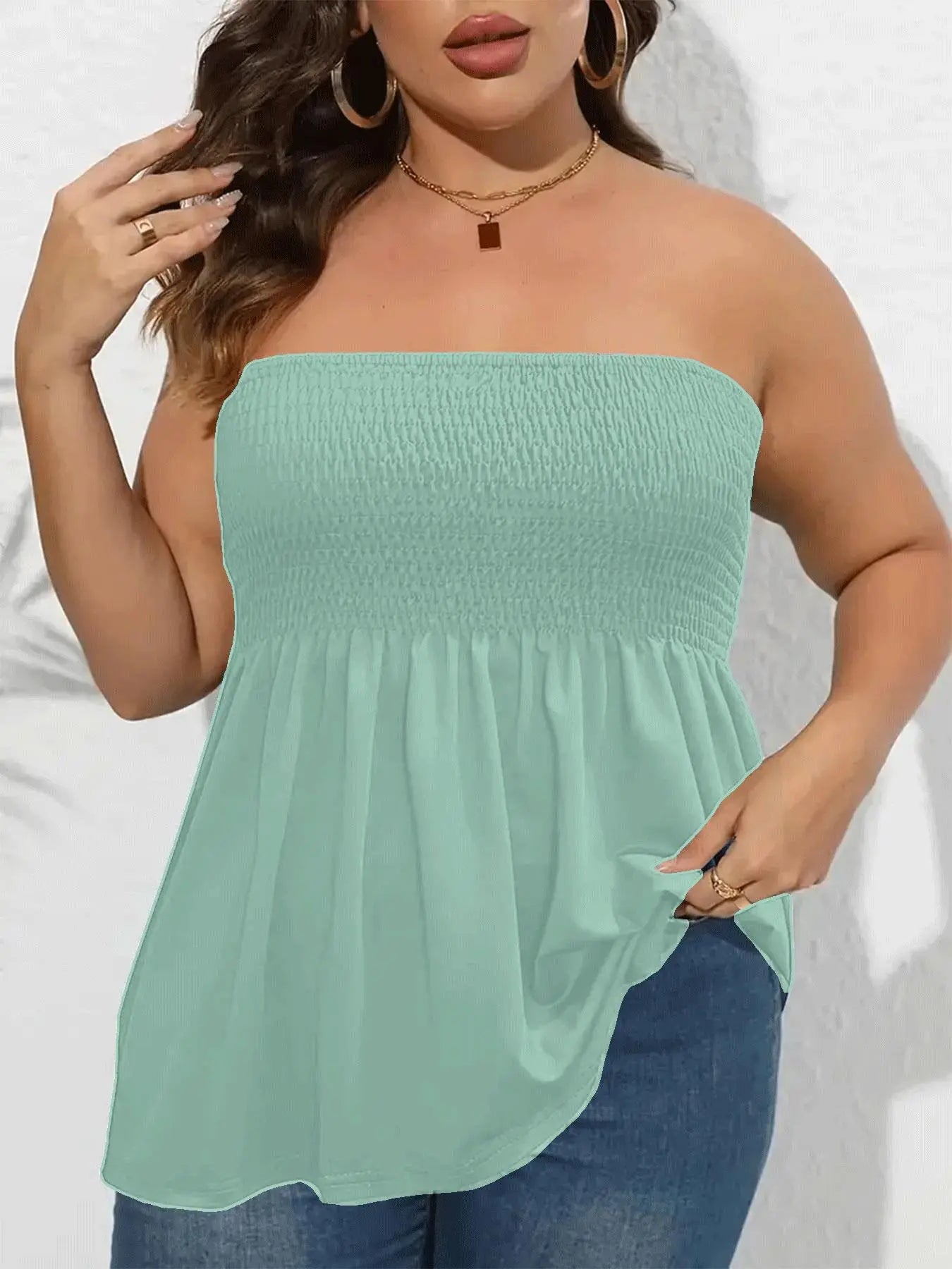 Plus Size Solid Ruffle Hem Shirred Tube Top, Boho Fashion Chic Elegant Style Tops, Lady Strapless Top, Womenswear, Casual Sleeveless Strapless Black Top